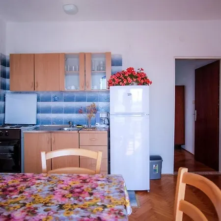 Apartment With A Parking Space Barbat, Rab - 14431 Barbat na Rabu
