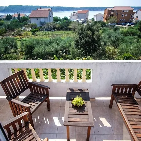 Апартаменты With A Parking Space Barbat, Rab - 14431