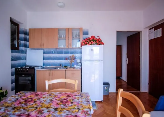 Apartment With A Parking Space Barbat, Rab - 14431 Barbat na Rabu
