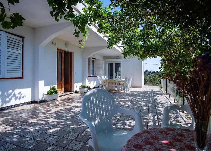 With A Parking Space Barbat, Rab - 14431 Barbat na Rabu